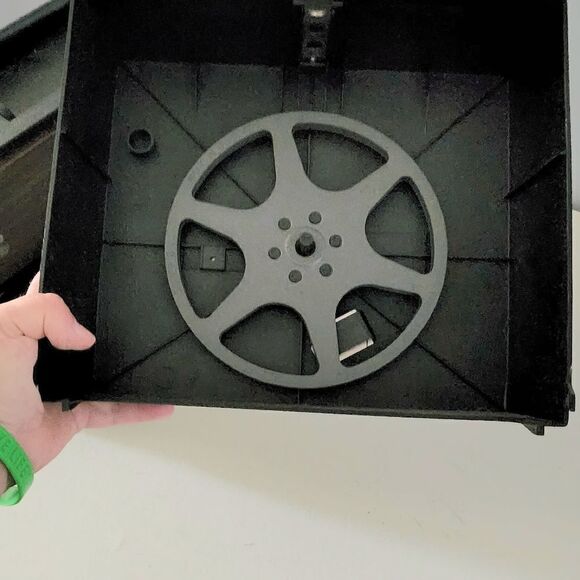 Vintage Kodak Instamatic M67 K Movie Projector UNTESTED - Picture 2 of 3